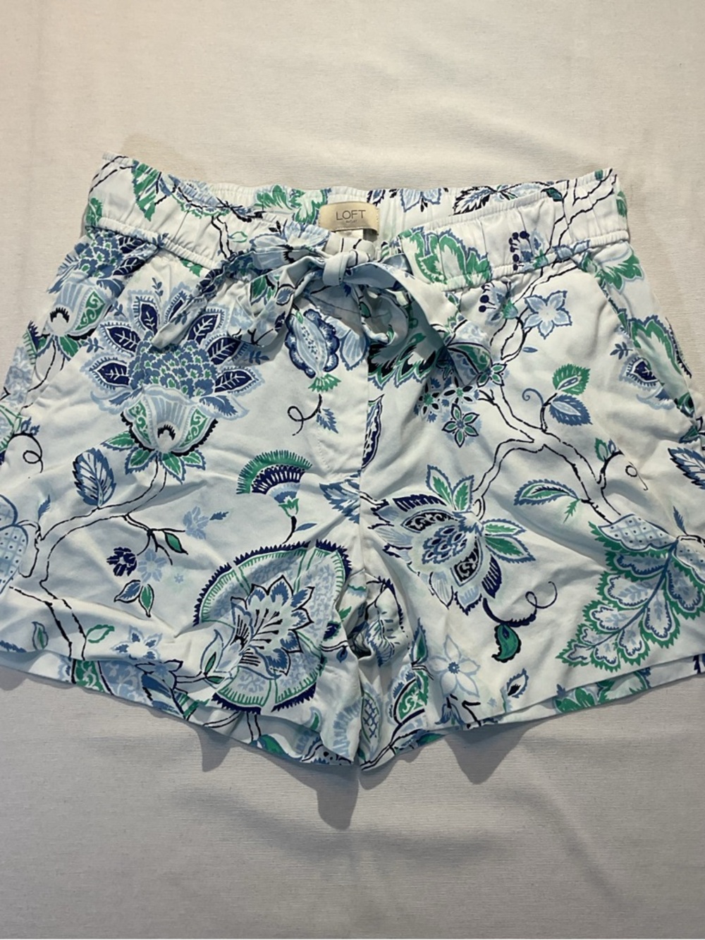 LOFT Outlet Tropical Tie Front Shorts‎ Blue/Gree Floral Print Size 4 Pockets